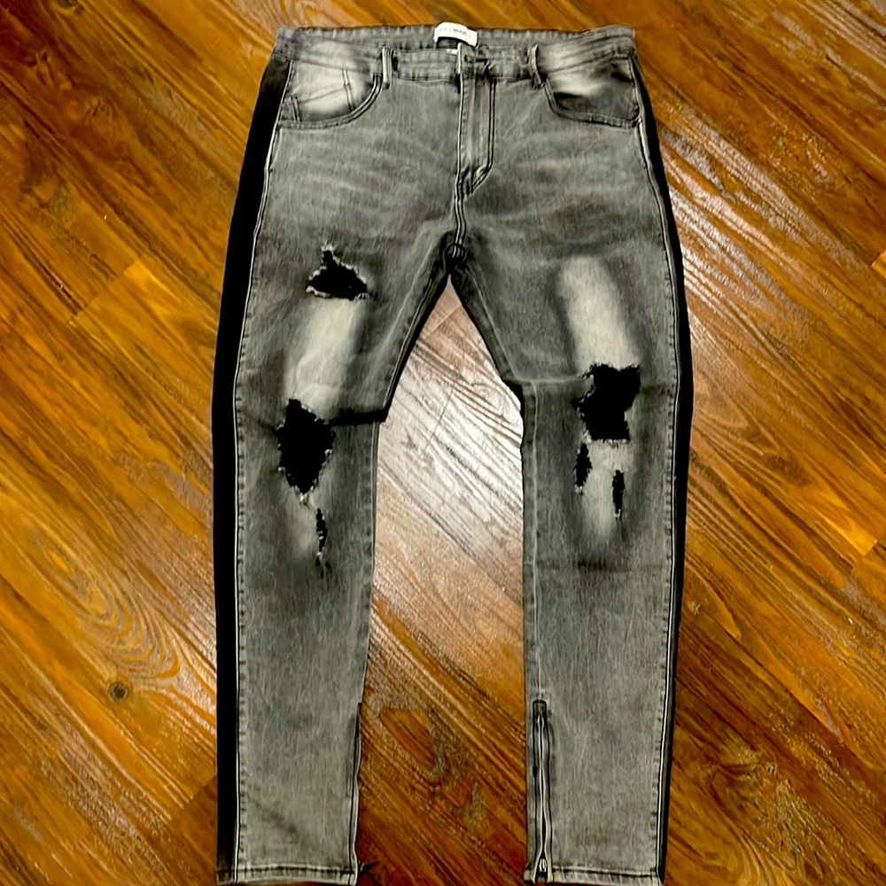 Mens stonewash black/gray jeans SIZE 38